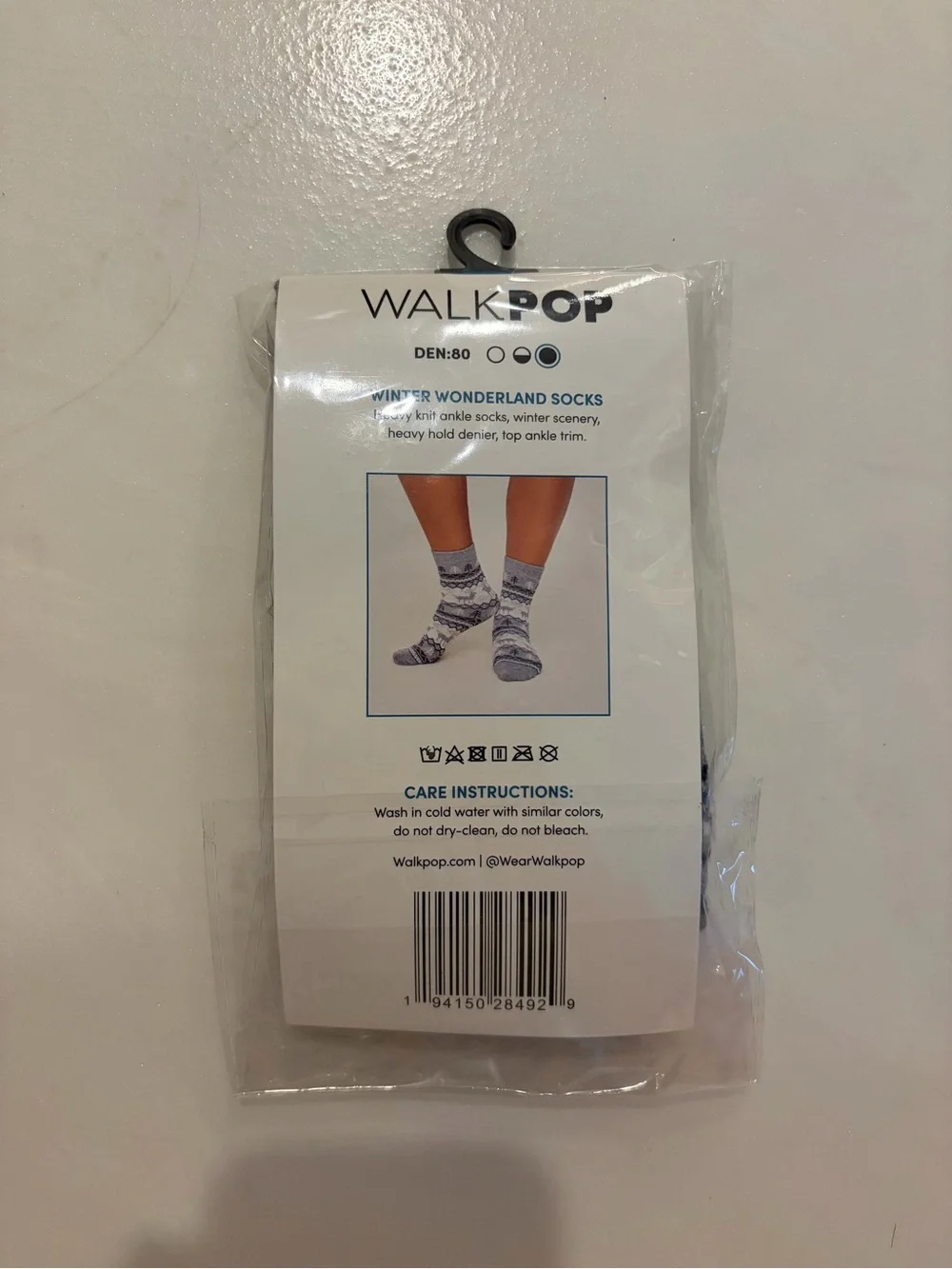 Winter Wonderland Crew Socks - Gray Pattern